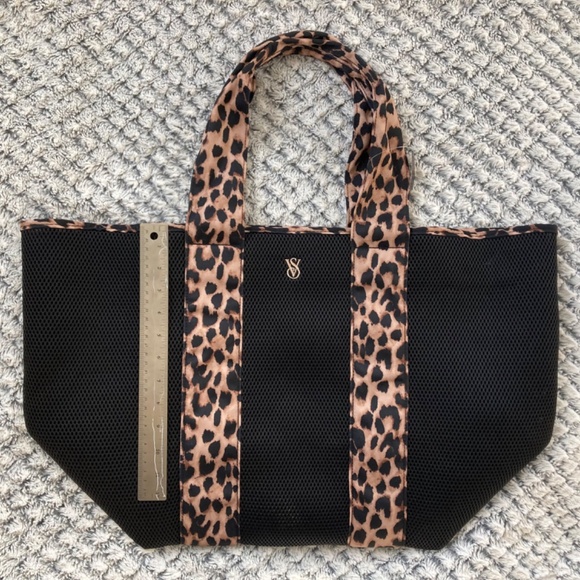 NWT Victorias Secret Extra Large Leopard Mesh Tote Bag - Picture 2 of 5